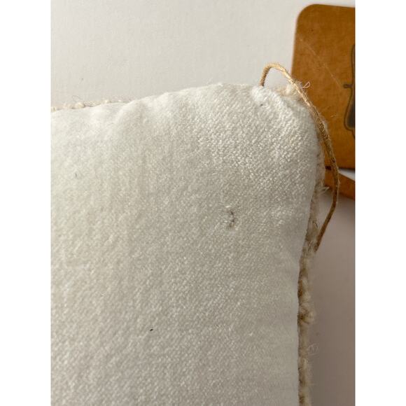 Brown Christmas Dog Wood Square Decorative Pillow Wreath Red Bow 8" Mud Pie - Picture 5 of 5